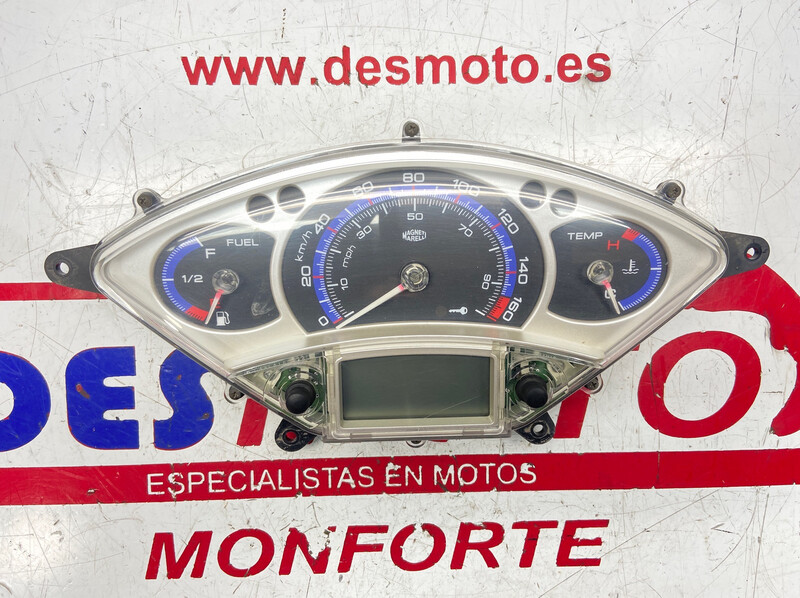 Cuentakilometros (68.885km) YAMAHA X MAX 125 2006
