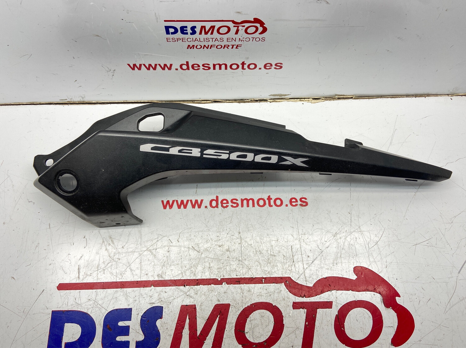 Lateral trasero izquierdo HONDA CB500X 2014