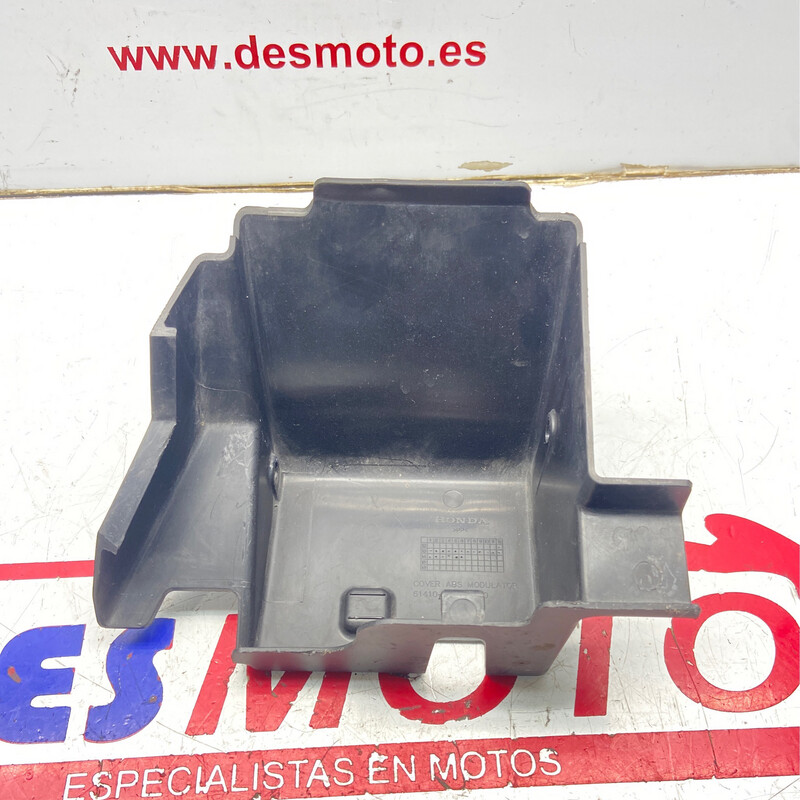 Tapa modulador ABS HONDA CB500X 2014
