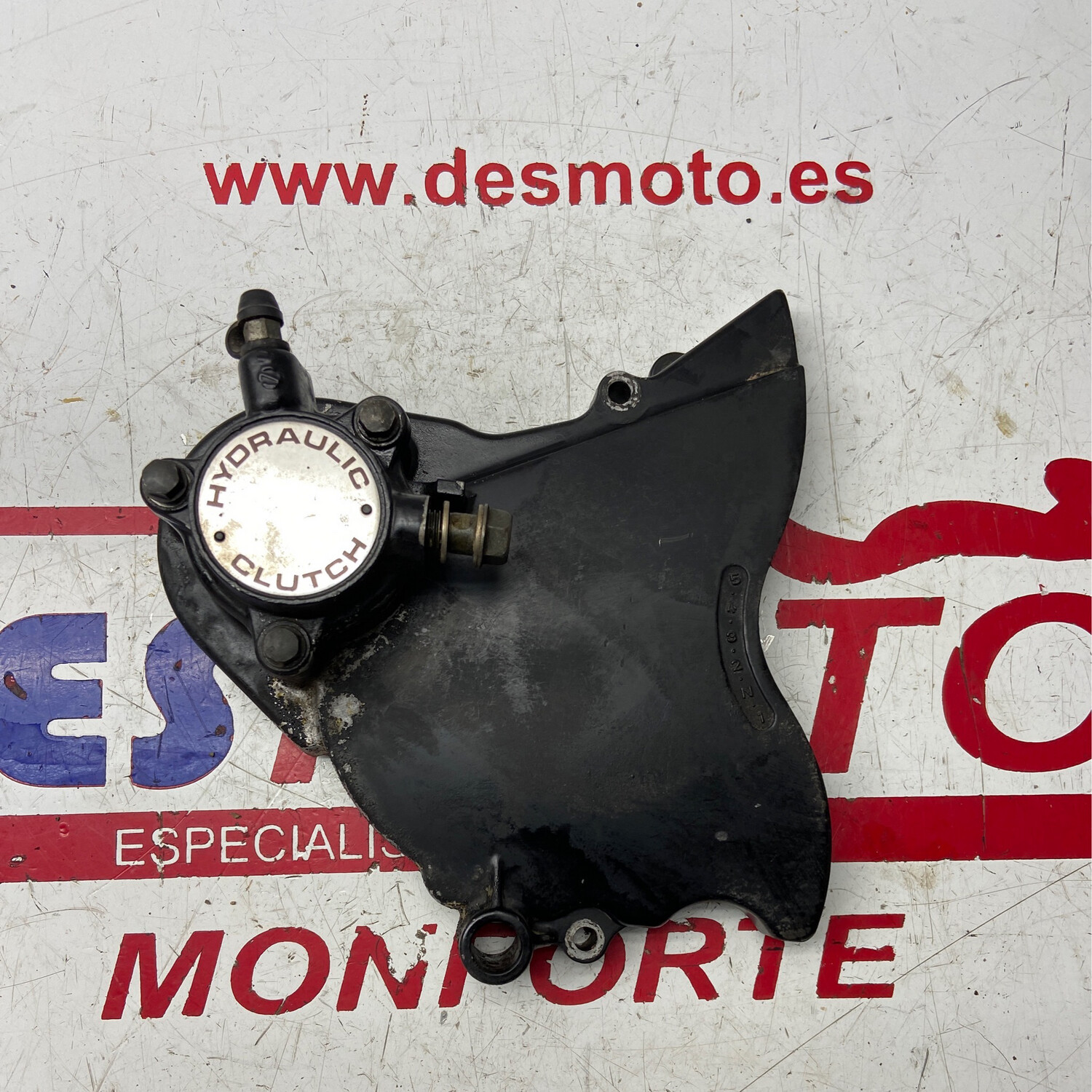 Tapa piñon con bomba embrague YAMAHA XS 400 1988