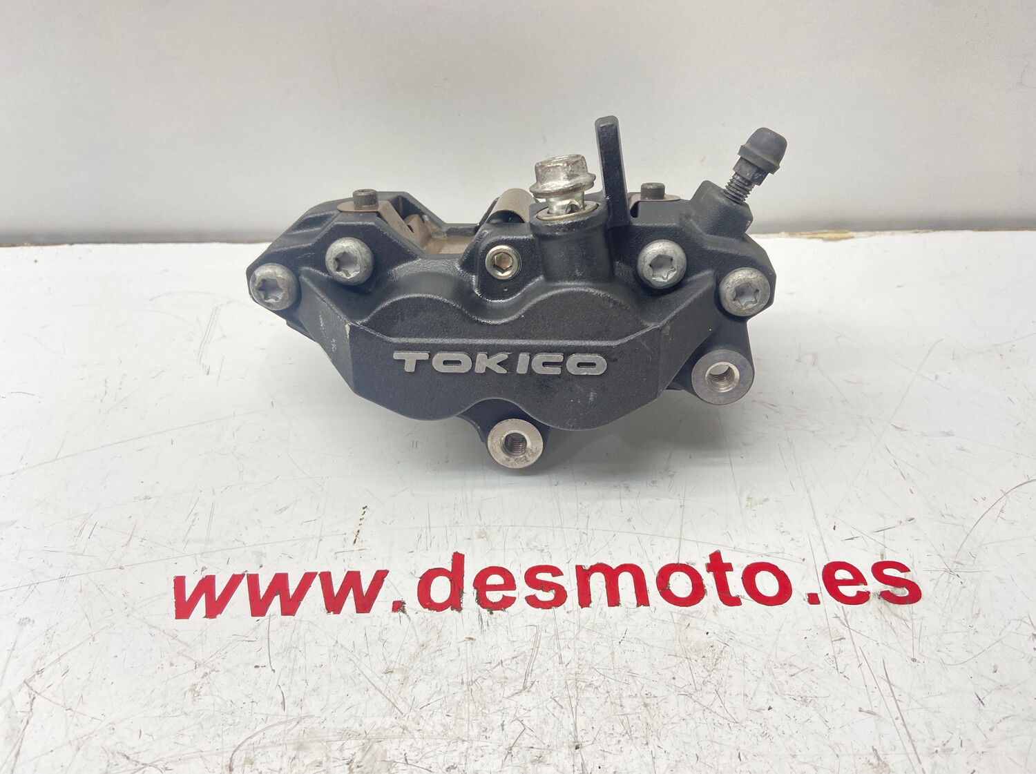 Pinza de freno delantera derecha SUZUKI GSR 600 2007