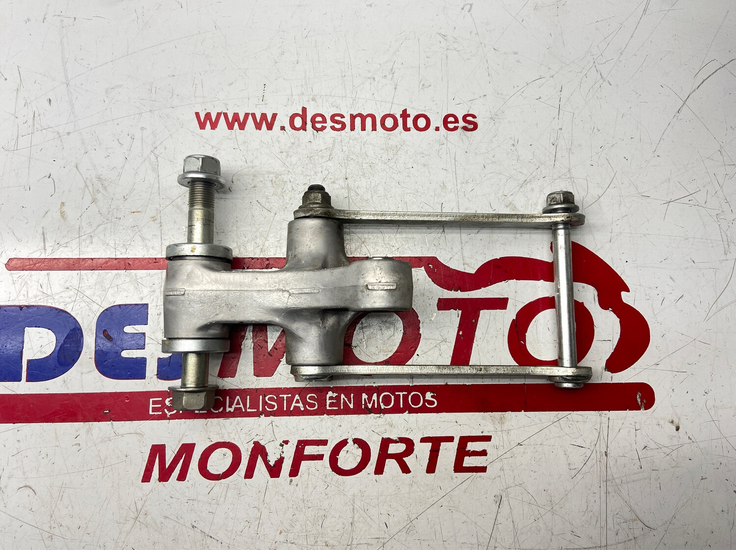 Bieleta amortiguador SUZUKI GSR 600 2007