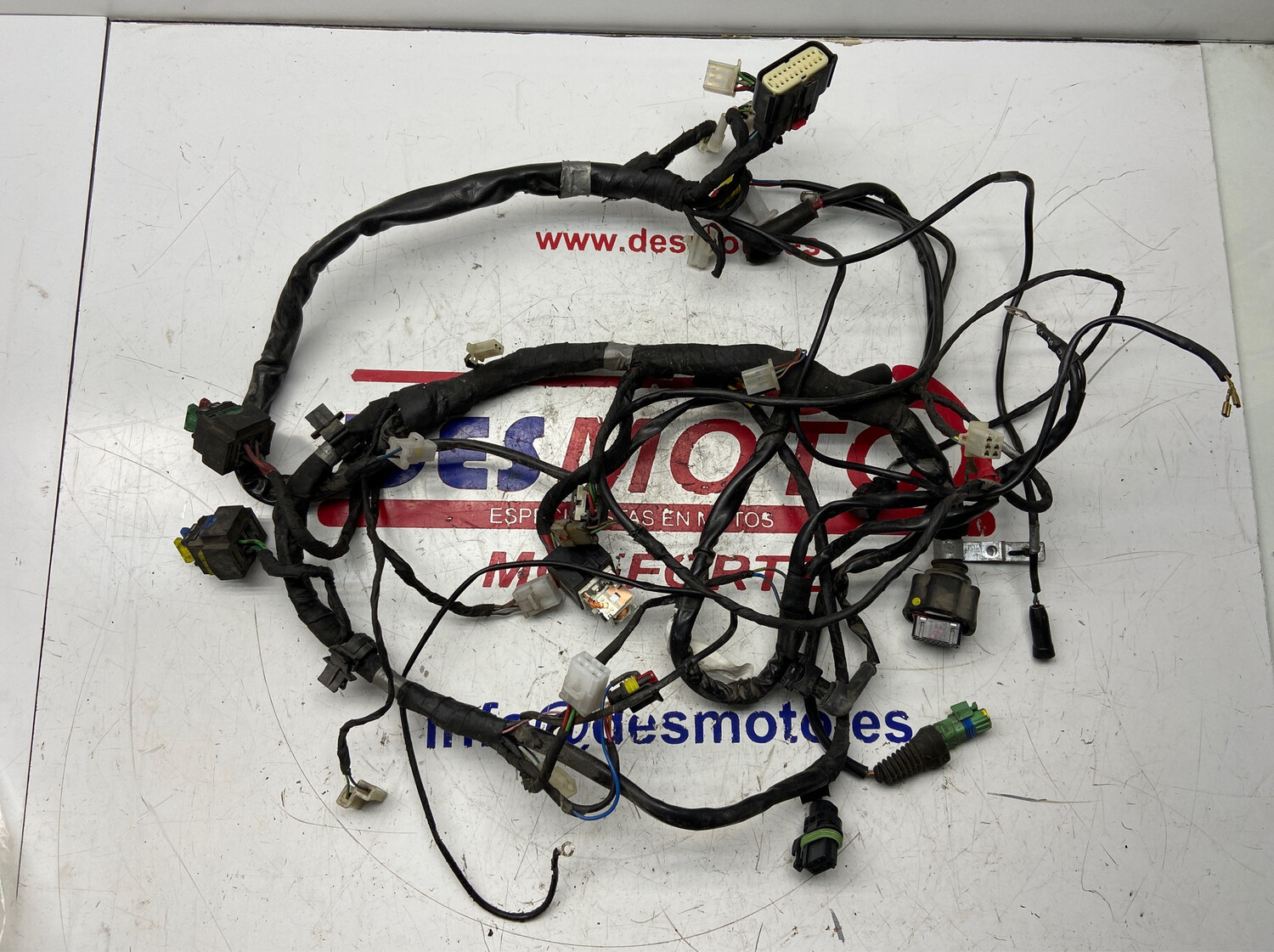 Instalación eléctrica APRILIA RS4 125 2011-2015