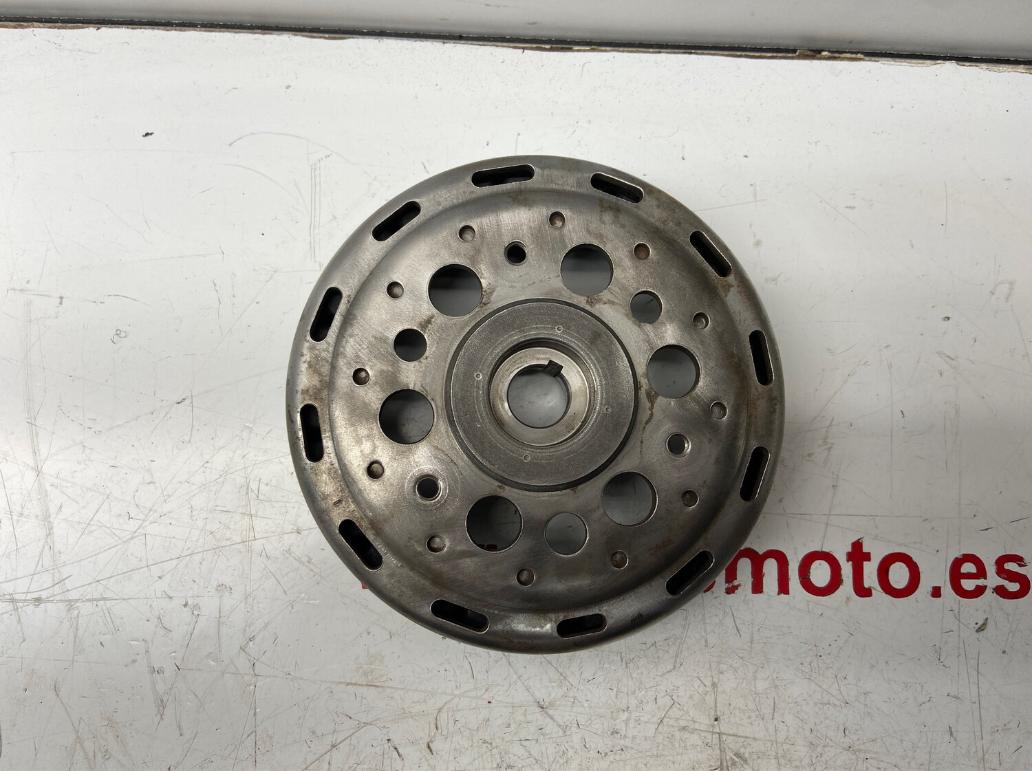 Plato magnetico HONDA PCX 125 2016