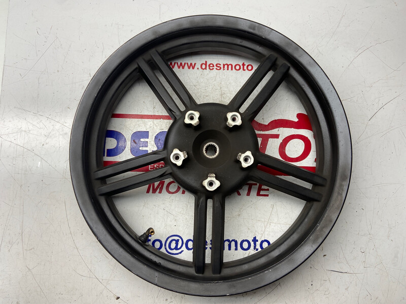 Llanta trasera 16” KYMCO AGILITY CITY 125 CARBURACIÓN