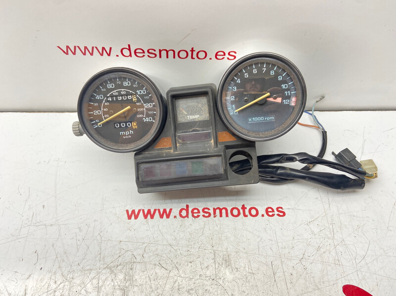 Cuentakilometros HONDA VT 500