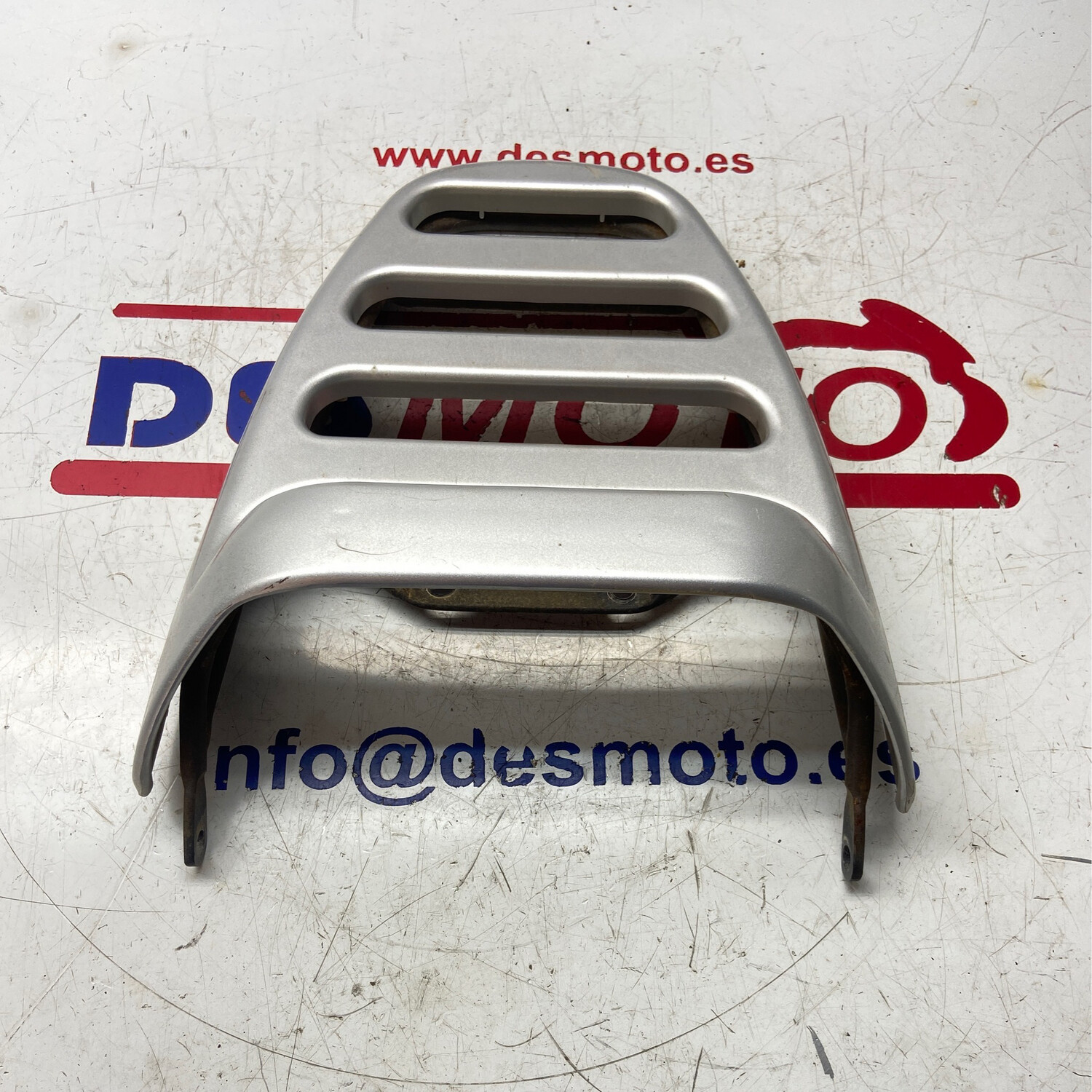 Parrilla trasera DAELIM NS 125