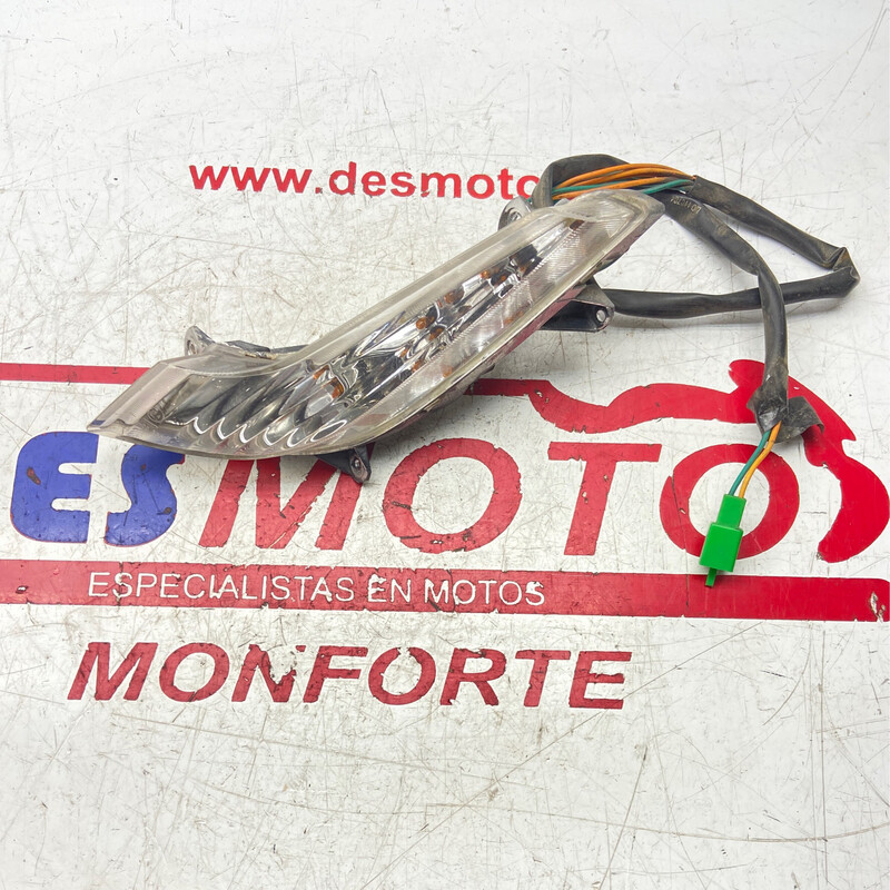 Intermitente delantero izquierdo PEUGEOT TWEET 125 2012