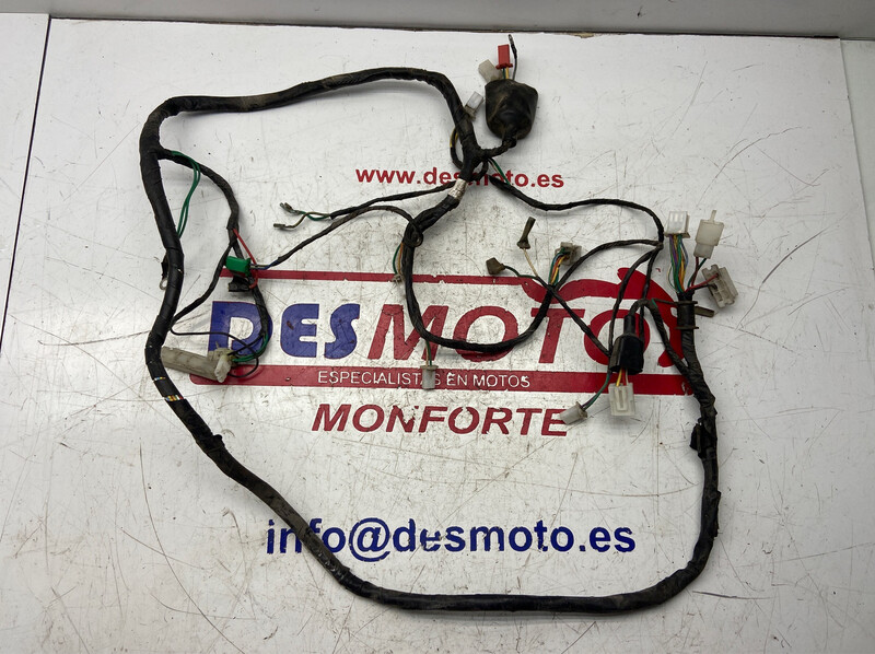 Instalación eléctrica PEUGEOT TWEET 125 2012