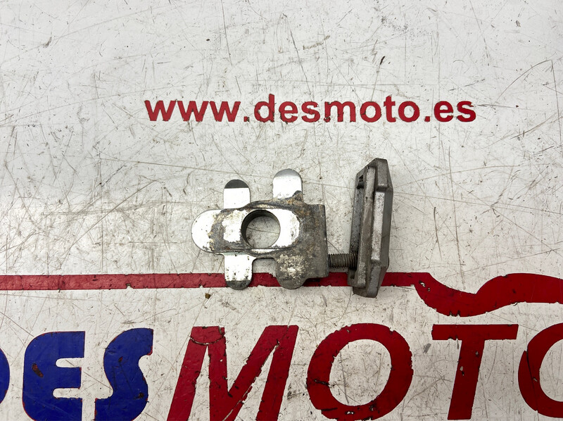 Tensor cadena izquierdo SUZUKI DL 650 VSTROM 2006