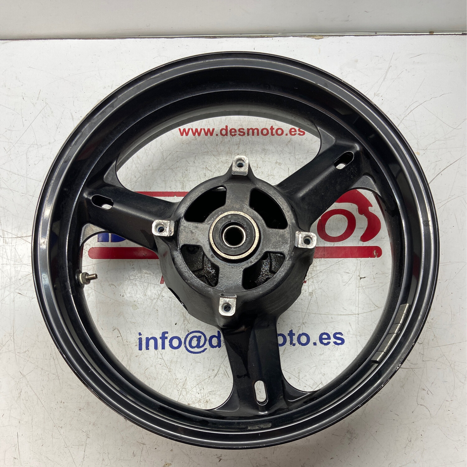 Llanta trasera SUZUKI DL 650 VSTROM 2006