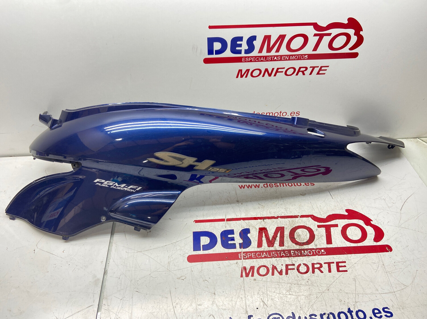 Lateral trasero izquierdo HONDA SH 125 2008
