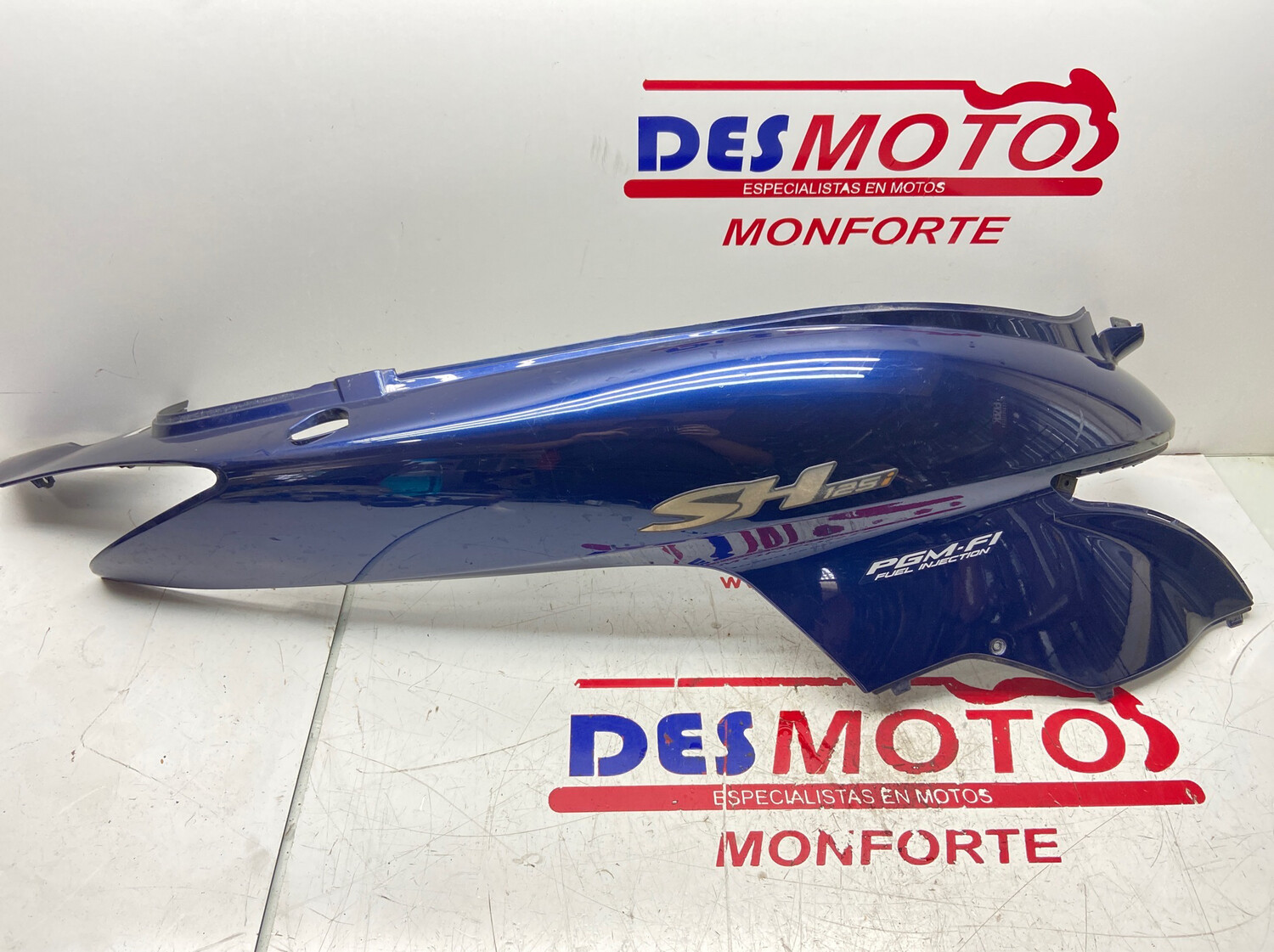 Lateral trasero derecho HONDA SH 125 2008