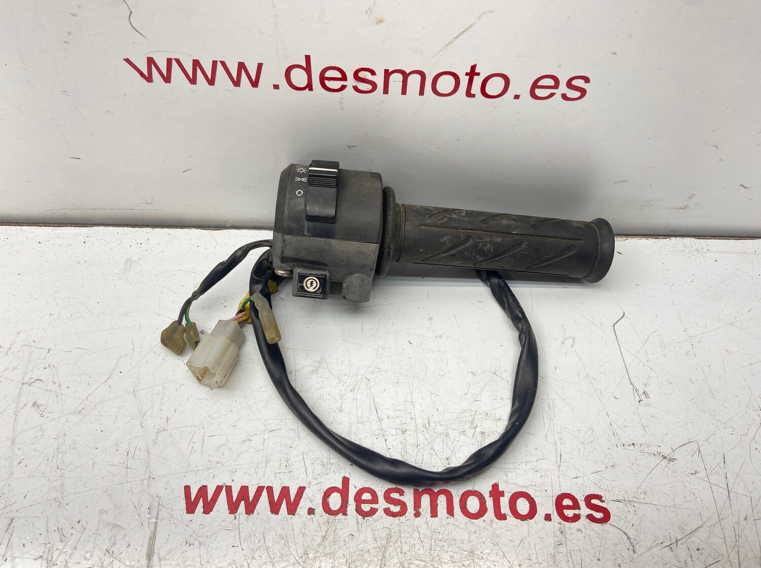 Llave luces DAELIM S2 125