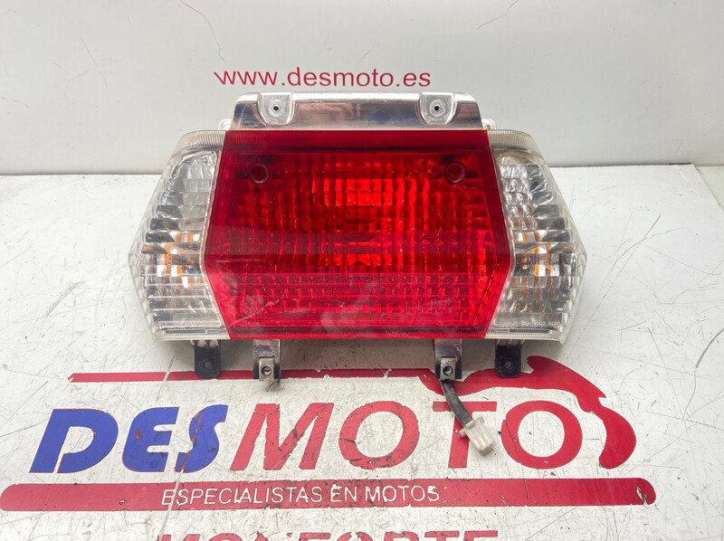 Piloto trasero DAELIM S2 125