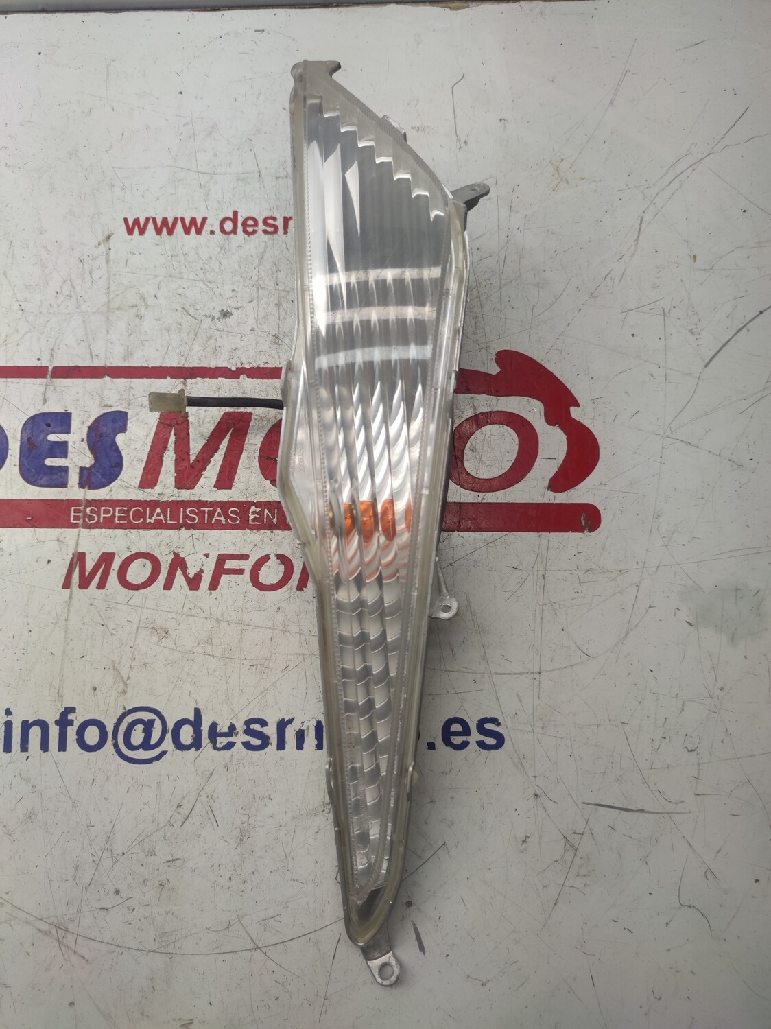 Intermitente delantero derecho HONDA FES 125 PANTHEON 2006