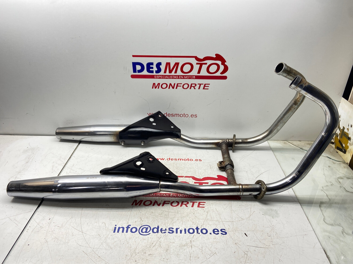 Tubo de escape HONDA REBEL 250