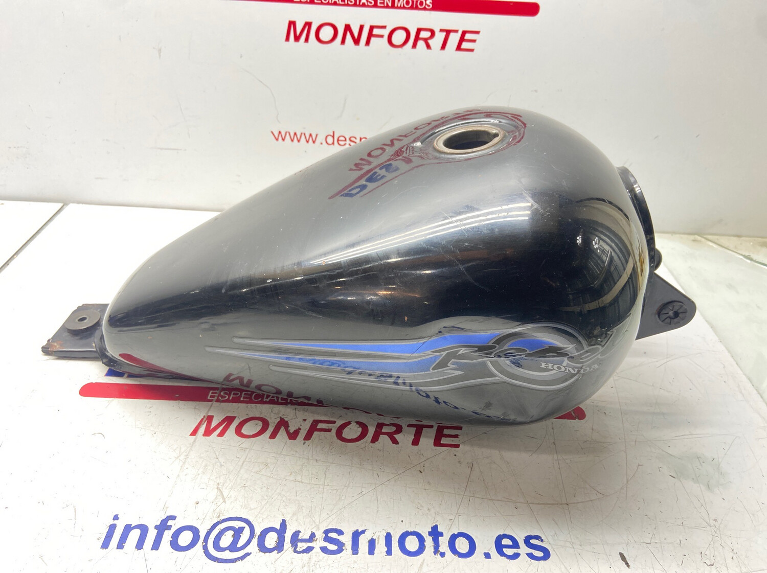 Deposito de gasolina (ver imágenes) HONDA REBEL 125-250
