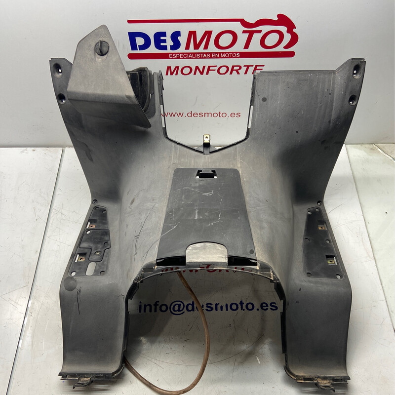 Contraescudo KYMCO SUPERDINK 125 2009-2015