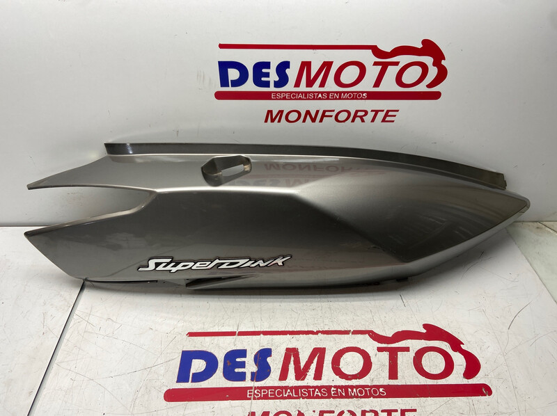Lateral trasero derecho KYMCO SUPERDINK 125 2009-2015
