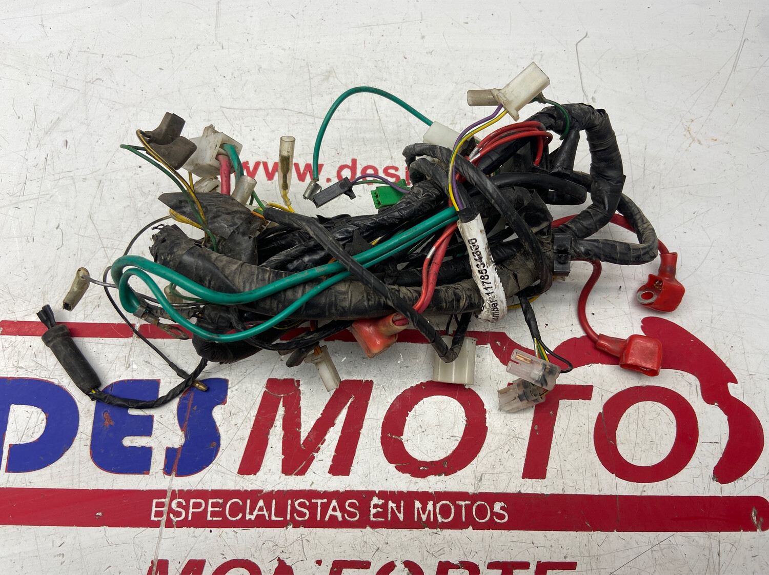 Instalación eléctrica PEUGEOT KISBEE 100 2014