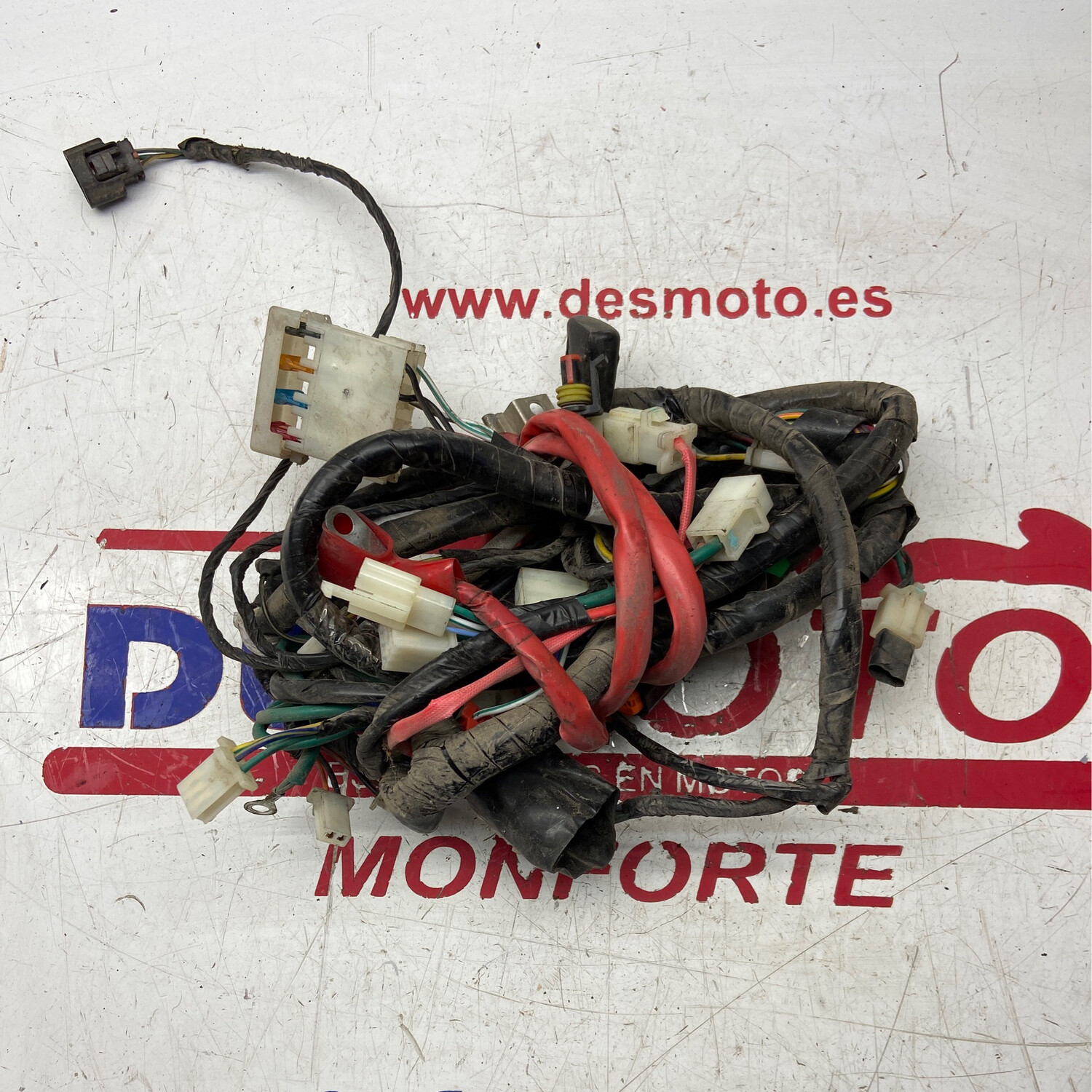 Instalación eléctrica PEUGEOT TWEET 50 2015