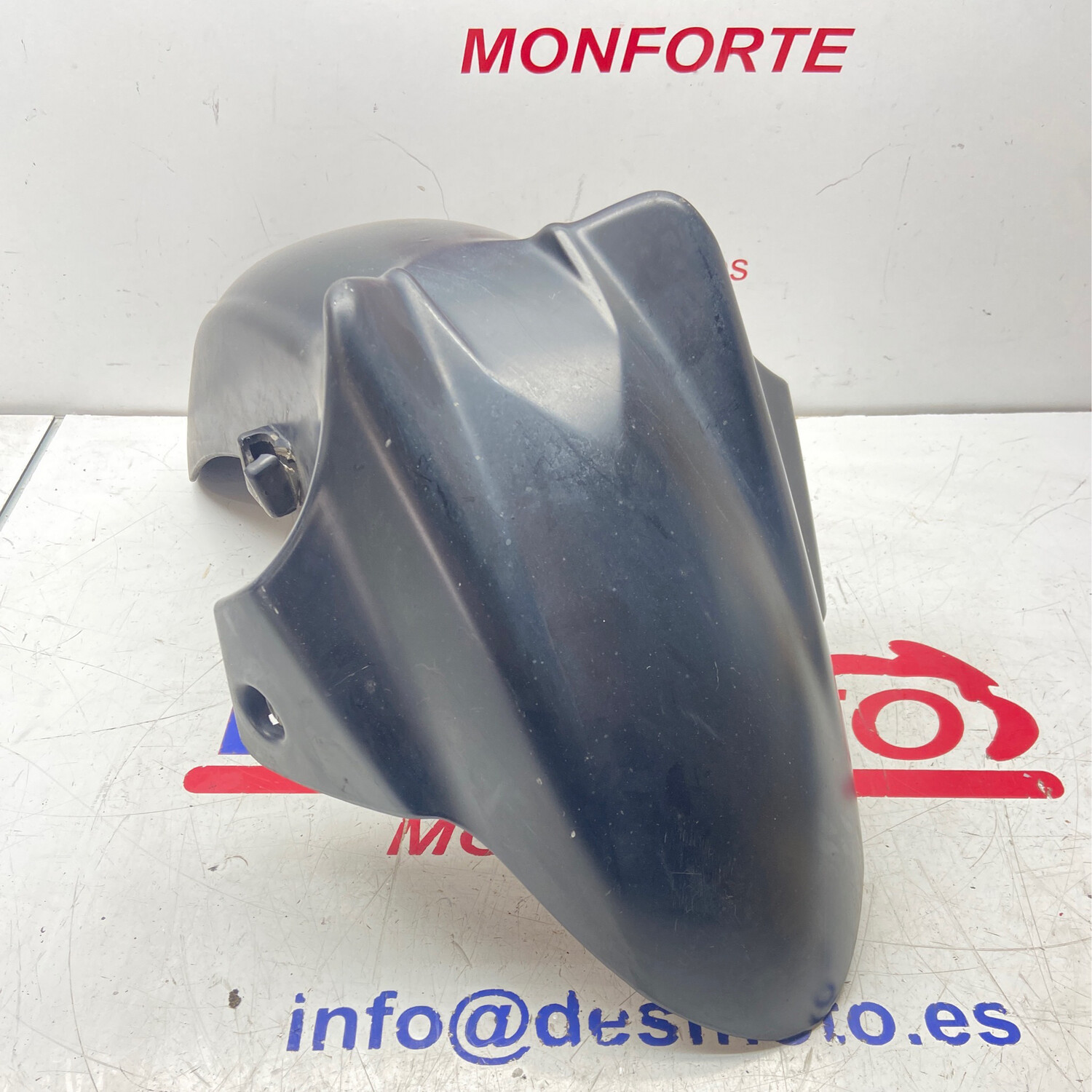 Guardabarros delantero (ver imágenes) KYMCO SUPERDINK 125 2009-2015