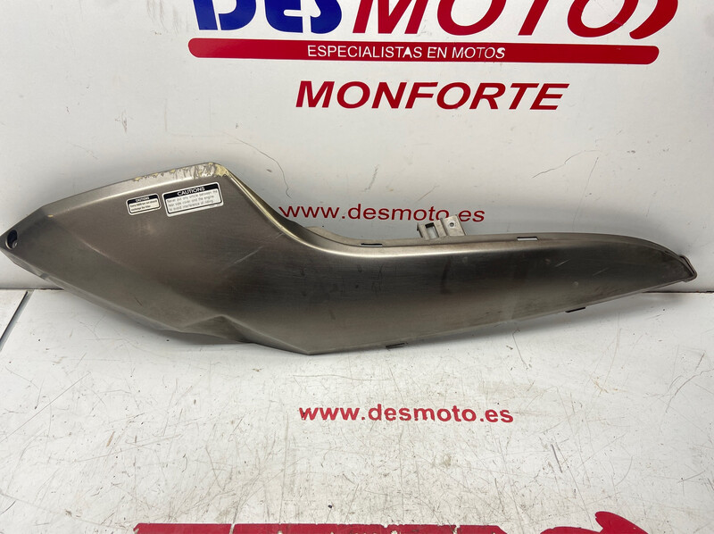 Quilla derecha KYMCO SUPERDINK 125 2009-2015