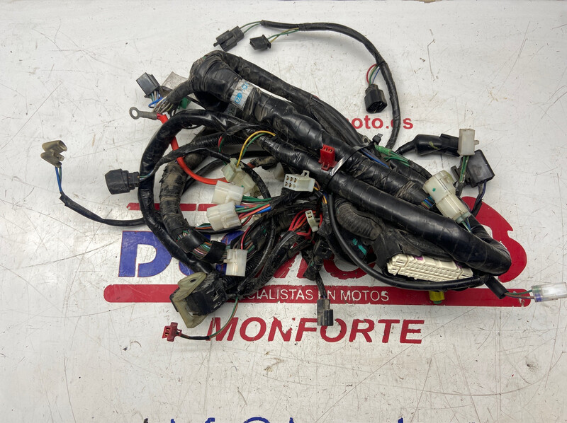 Instalación eléctrica KYMCO SUPERDINK 125 ABS 2009-2015
