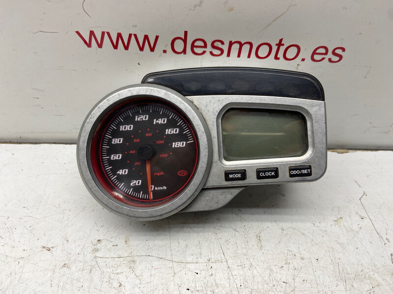 Cuentakilometros GILERA NEXUS 250 2006