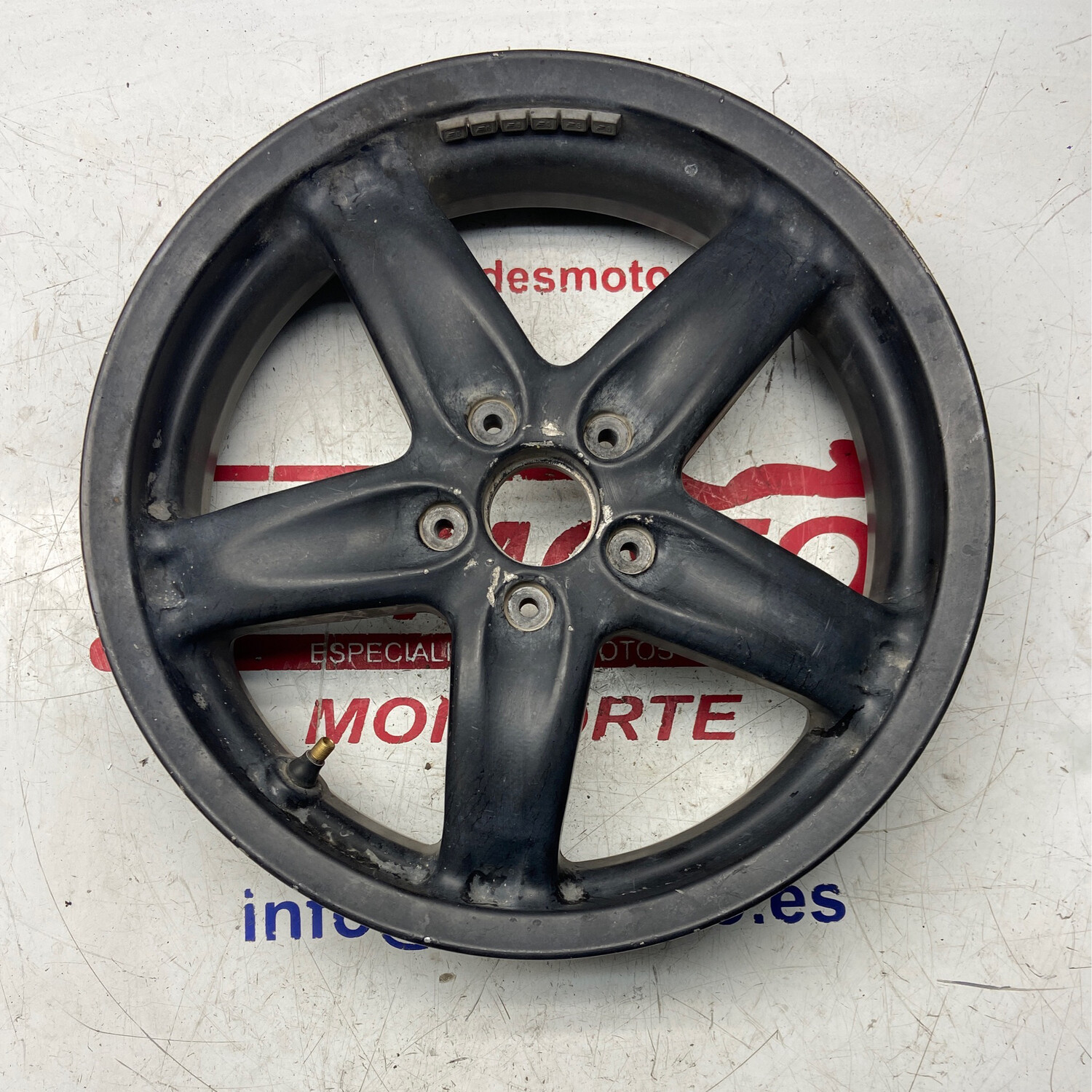 Llanta trasera GILERA NEXUS 250 2006