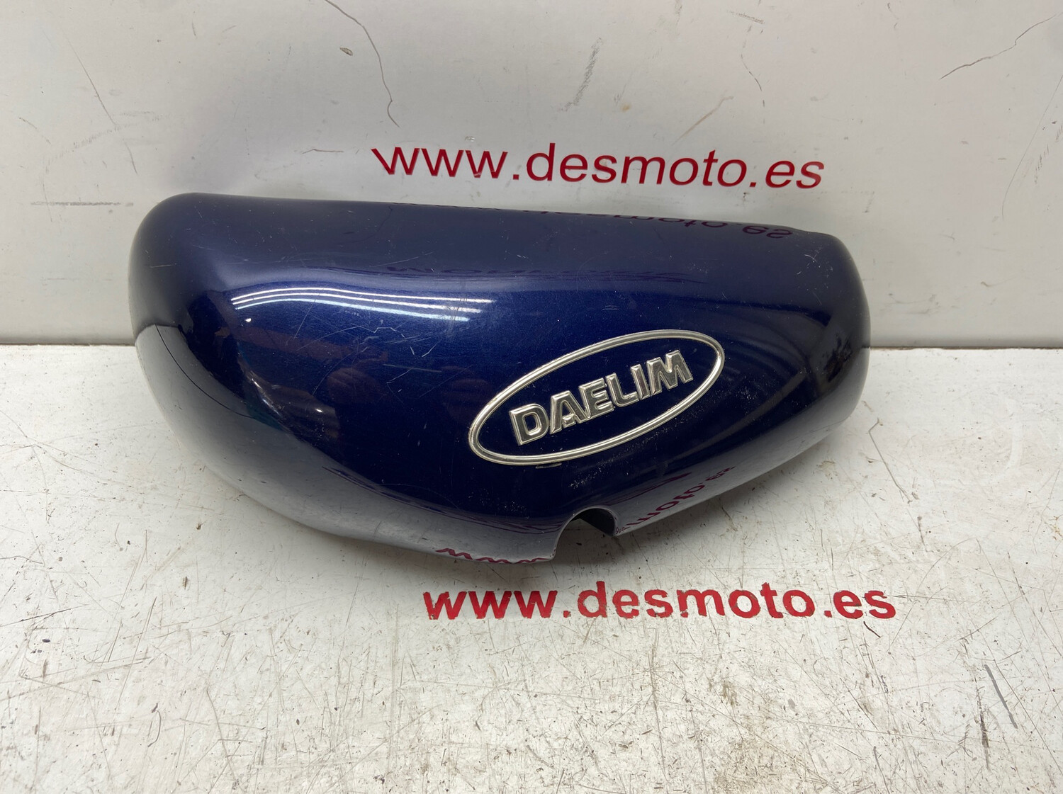 Tapa izquierda 3 DAELIM DAYSTAR 125