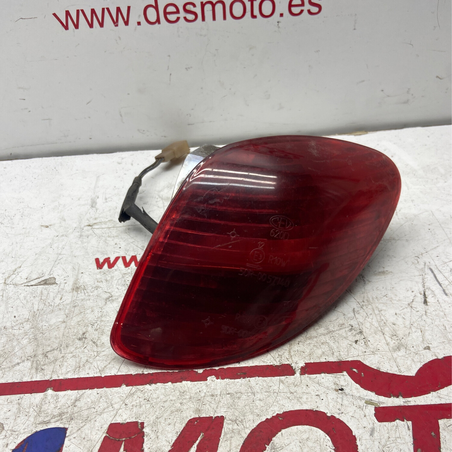 Piloto intermitente trasero derecho PIAGGIO X9