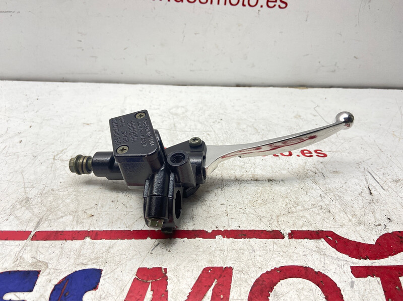 Bomba de freno delantera (nueva) SUZUKI ADDRESS RF 50