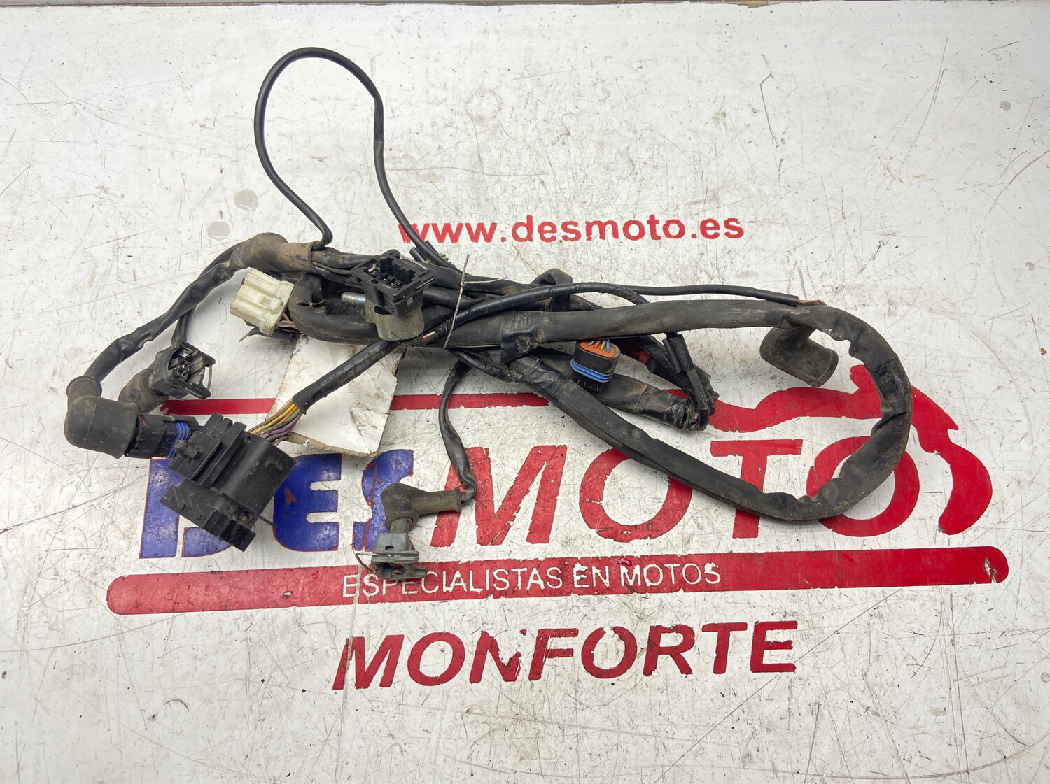 Instalación eléctrica motor PIAGGIO X9 500