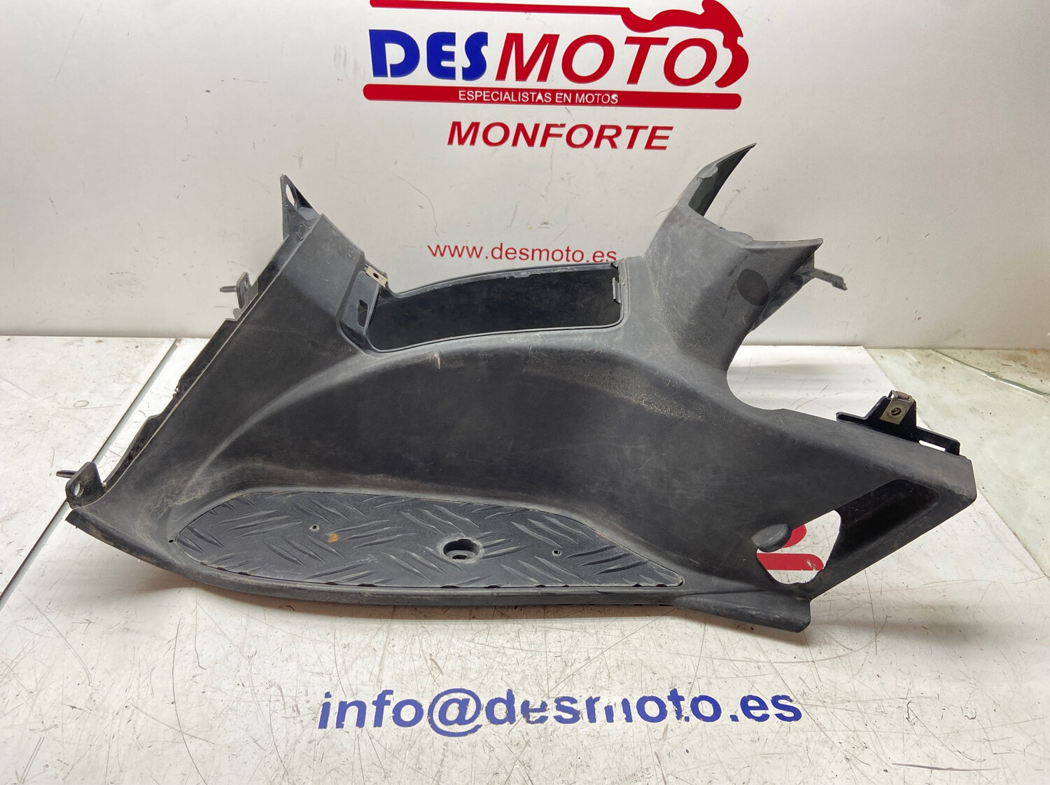 Piso PEUGEOT LUDIX AGUA