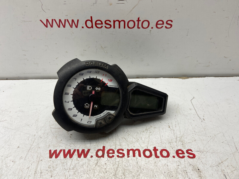 Cuentakilometros DAELIM ROADWIN 125
