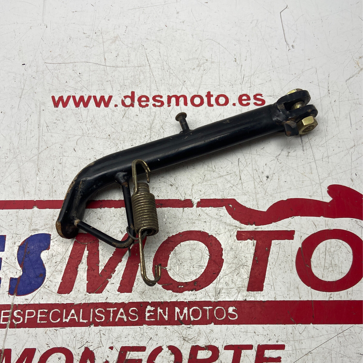 Pata lateral DAELIM ROADWIN 125