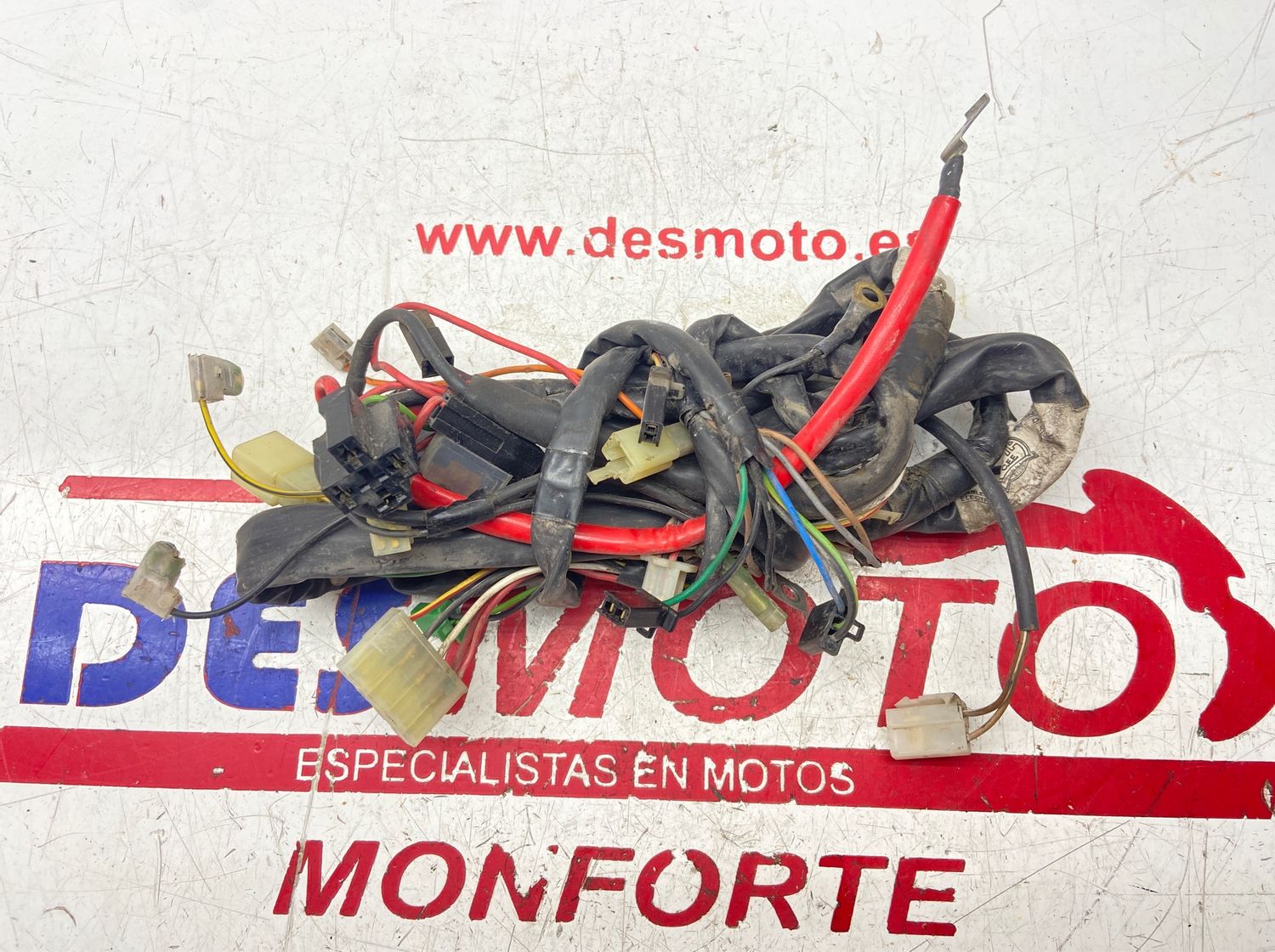 Instalación eléctrica YAMAHA WHY 50
