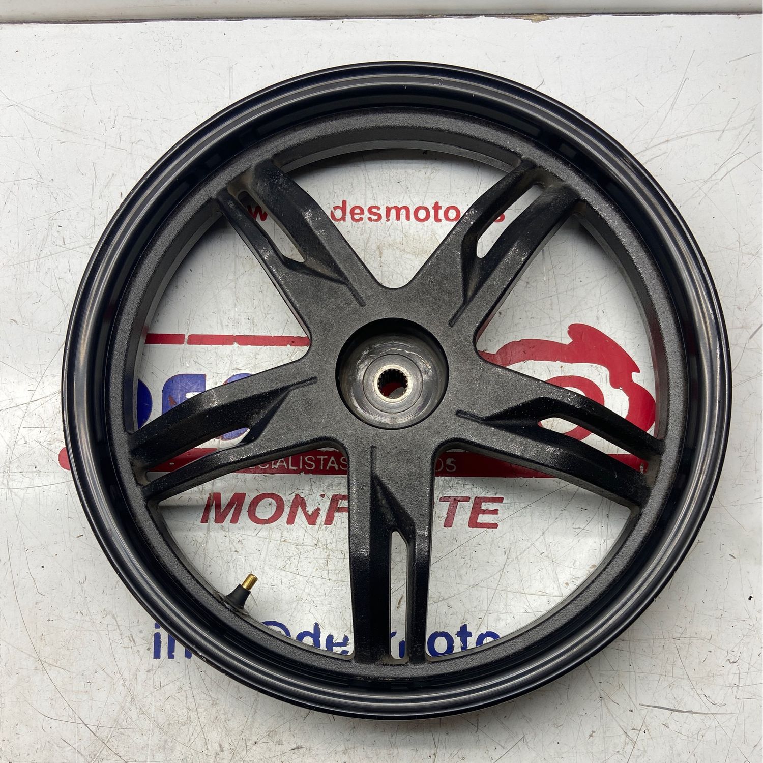 Llanta trasera SYM SYMPHONY SR 125 2012 (CARBURACION)
