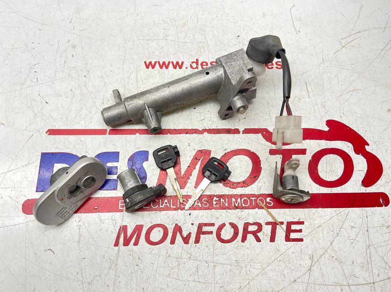 Conjunto de cerraduras con llave SYM GTS 125 EVO 2012