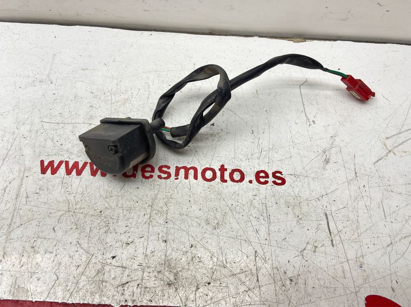 Luz matrícula SYM GTS 125 EVO 2012