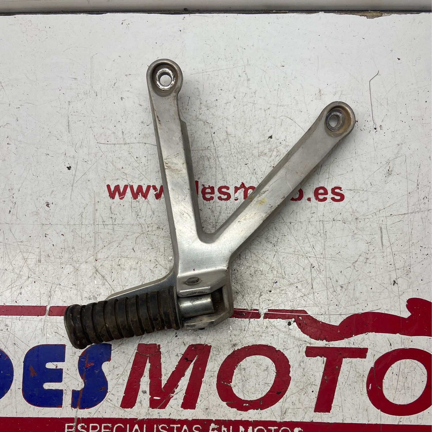 Estribera trasera derecha YAMAHA XT 600E 1995-2002