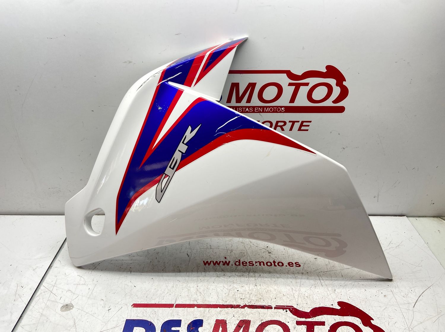 Frontal izquierdo HONDA CBR 125R 2011