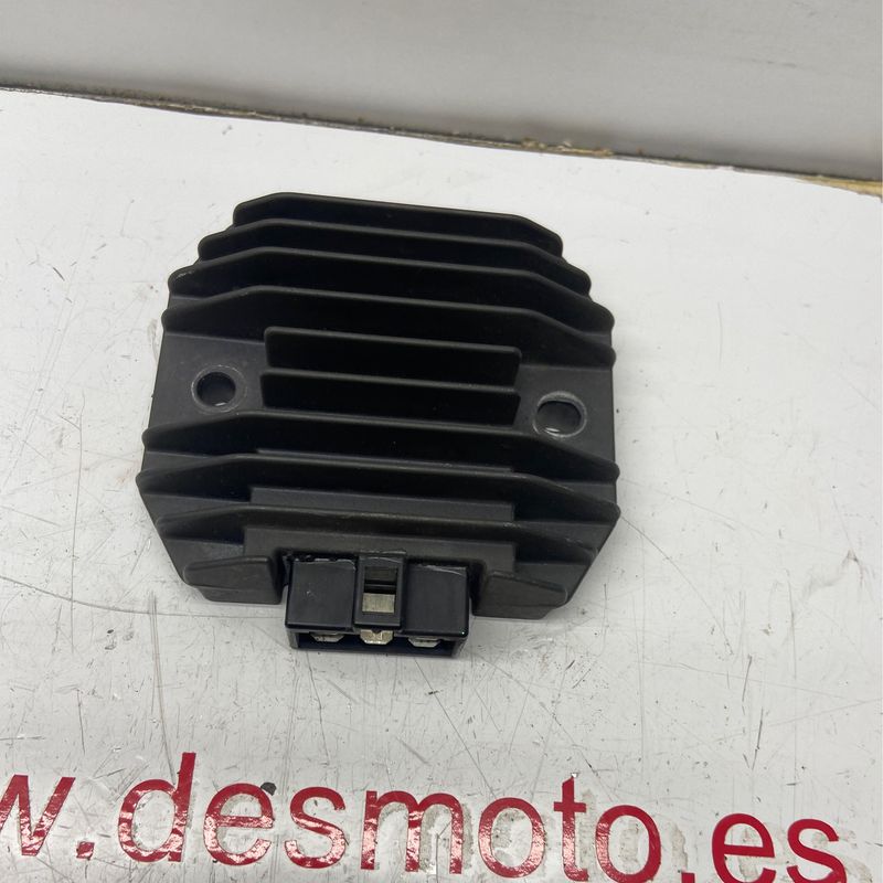 Regulador YAMAHA YZF 125R 2008-2013