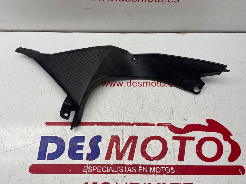 Panel interior izquierdo YAMAHA YZF 125R 2008-2013