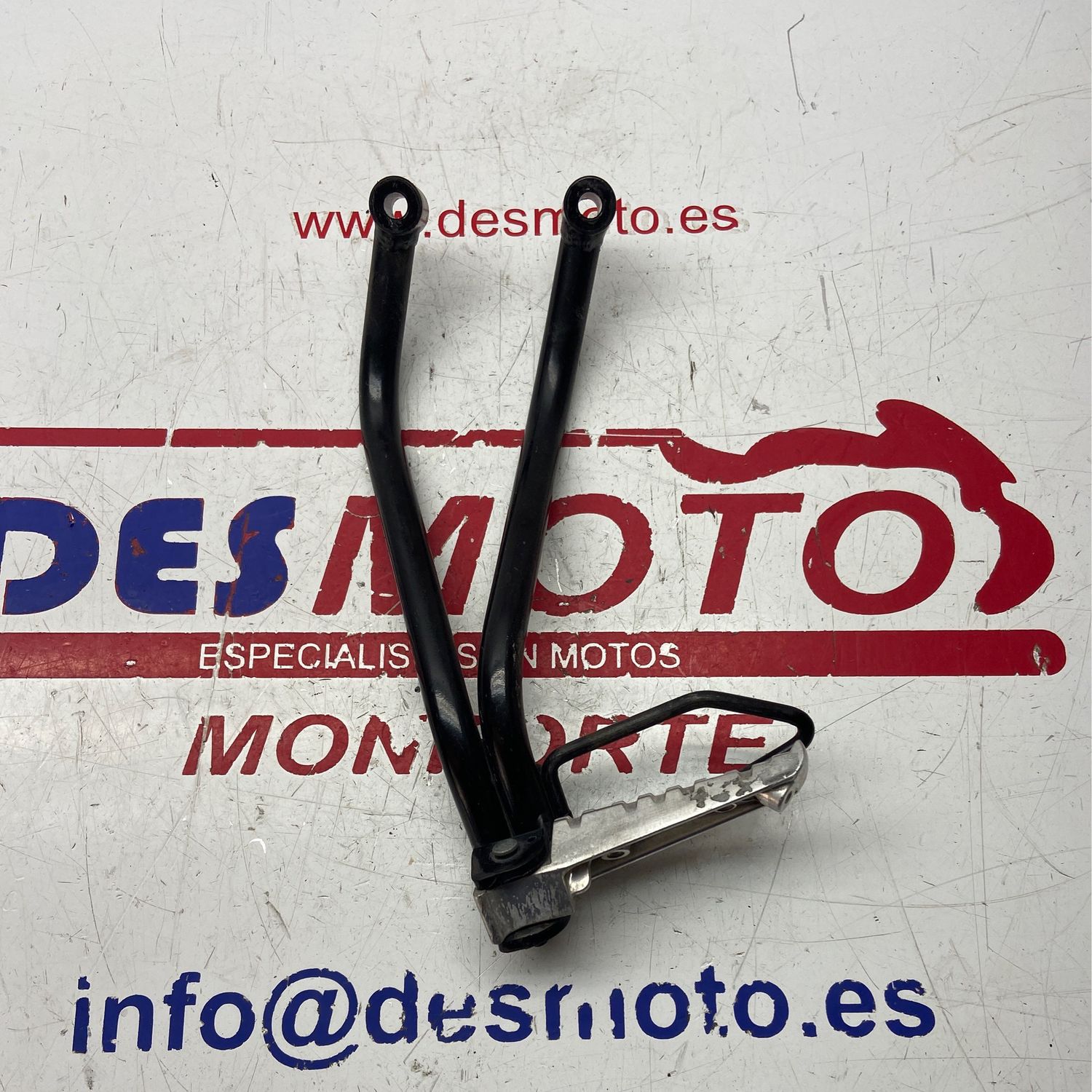 Estribera trasera izquierda YAMAHA YZF 125R 2008-2013