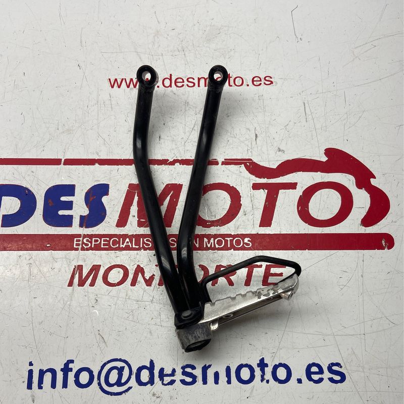 Estribera trasera izquierda YAMAHA YZF 125R 2008-2013