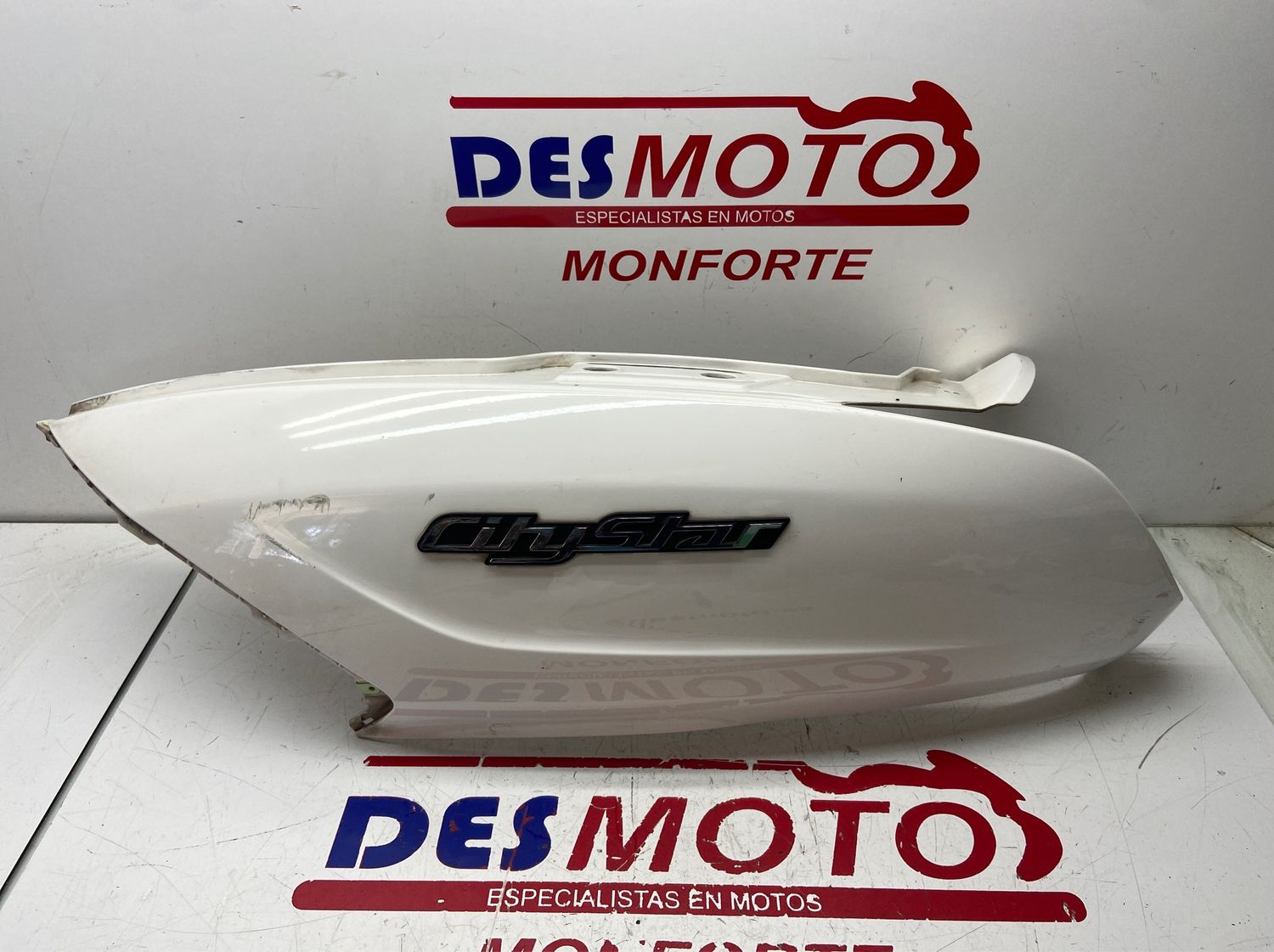 Lateral trasero izquierdo PEUGEOT CITYSTAR 125 2011
