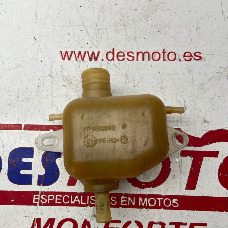 Depósito llenado aceite PEUGEOT SATELIS 125 2006